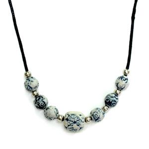 Necklace - Leaves Design
