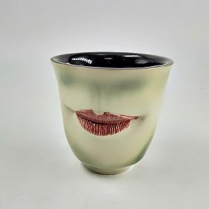 Five Senses Tea Cup - Mouth